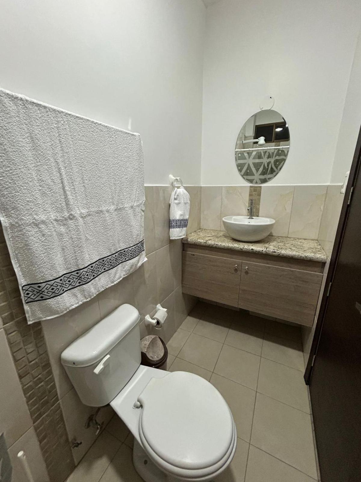 Отель Casa Con Piscina Privada Манта Экстерьер фото